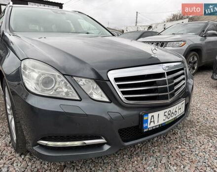 Серый Мерседес Е-Класс, объемом двигателя 2.2 л и пробегом 370 тыс. км за 10900 $, фото 11 на Automoto.ua