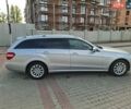 Серый Мерседес Е-Класс, объемом двигателя 2.2 л и пробегом 362 тыс. км за 8800 $, фото 3 на Automoto.ua
