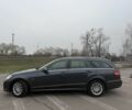 Серый Мерседес Е-Класс, объемом двигателя 2.1 л и пробегом 330 тыс. км за 10086 $, фото 6 на Automoto.ua