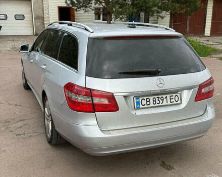 Сірий Мерседес Е-Клас, об'ємом двигуна 2.14 л та пробігом 246 тис. км за 9000 $, фото 11 на Automoto.ua