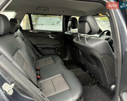 Серый Мерседес Е-Класс, объемом двигателя 2.2 л и пробегом 370 тыс. км за 10900 $, фото 34 на Automoto.ua