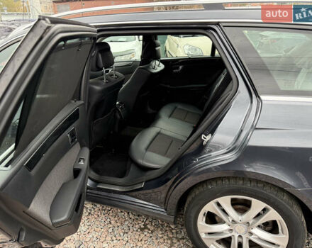 Серый Мерседес Е-Класс, объемом двигателя 2.2 л и пробегом 370 тыс. км за 10900 $, фото 30 на Automoto.ua