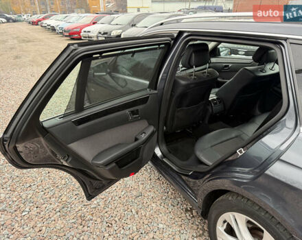 Серый Мерседес Е-Класс, объемом двигателя 2.2 л и пробегом 370 тыс. км за 10900 $, фото 29 на Automoto.ua