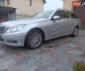 Сірий Мерседес Е-Клас, об'ємом двигуна 2.2 л та пробігом 215 тис. км за 11150 $, фото 1 на Automoto.ua