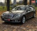 Серый Мерседес Е-Класс, объемом двигателя 3 л и пробегом 350 тыс. км за 10990 $, фото 1 на Automoto.ua