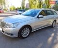 Сірий Мерседес Е-Клас, об'ємом двигуна 2.2 л та пробігом 239 тис. км за 10999 $, фото 1 на Automoto.ua