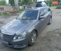 Серый Мерседес Е-Класс, объемом двигателя 2.1 л и пробегом 240 тыс. км за 13500 $, фото 4 на Automoto.ua