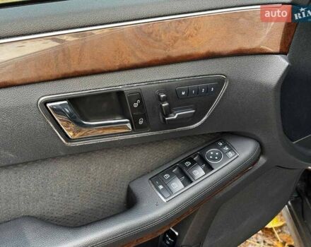 Серый Мерседес Е-Класс, объемом двигателя 3 л и пробегом 350 тыс. км за 10990 $, фото 15 на Automoto.ua