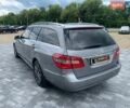 Серый Мерседес Е-Класс, объемом двигателя 2.14 л и пробегом 315 тыс. км за 11399 $, фото 4 на Automoto.ua