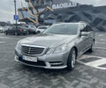 Серый Мерседес Е-Класс, объемом двигателя 2.2 л и пробегом 355 тыс. км за 12499 $, фото 1 на Automoto.ua