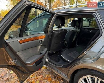 Серый Мерседес Е-Класс, объемом двигателя 3 л и пробегом 350 тыс. км за 10990 $, фото 24 на Automoto.ua