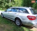 Сірий Мерседес Е-Клас, об'ємом двигуна 2.2 л та пробігом 229 тис. км за 11950 $, фото 1 на Automoto.ua