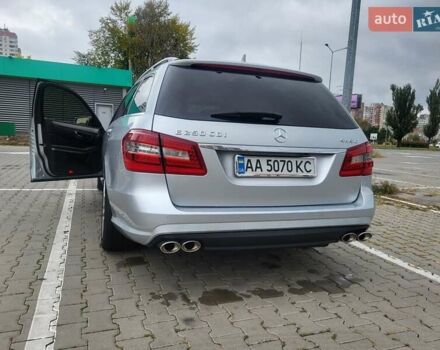 Сірий Мерседес Е-Клас, об'ємом двигуна 2.14 л та пробігом 298 тис. км за 13900 $, фото 10 на Automoto.ua