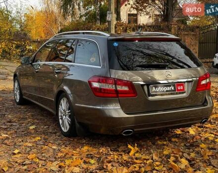 Серый Мерседес Е-Класс, объемом двигателя 3 л и пробегом 350 тыс. км за 10990 $, фото 8 на Automoto.ua