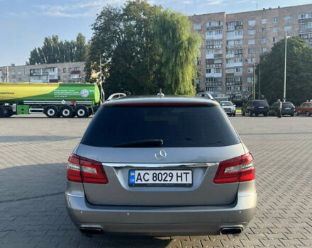 Сірий Мерседес Е-Клас, об'ємом двигуна 2.2 л та пробігом 351 тис. км за 12999 $, фото 8 на Automoto.ua