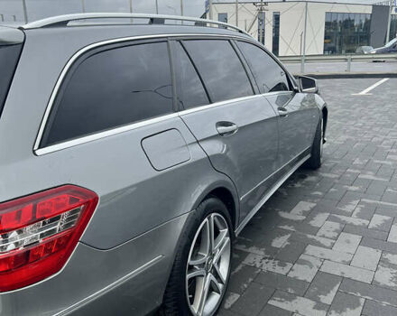 Серый Мерседес Е-Класс, объемом двигателя 2.2 л и пробегом 355 тыс. км за 12499 $, фото 9 на Automoto.ua