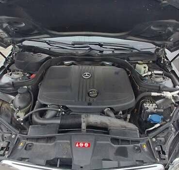 Серый Мерседес Е-Класс, объемом двигателя 2.1 л и пробегом 350 тыс. км за 12200 $, фото 8 на Automoto.ua