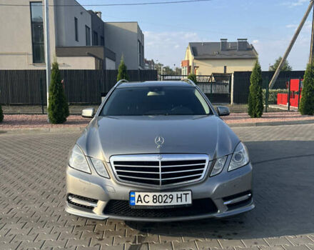 Сірий Мерседес Е-Клас, об'ємом двигуна 2.2 л та пробігом 351 тис. км за 12999 $, фото 2 на Automoto.ua