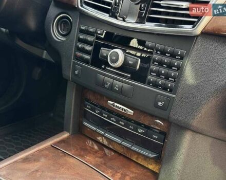 Серый Мерседес Е-Класс, объемом двигателя 3 л и пробегом 350 тыс. км за 10990 $, фото 34 на Automoto.ua