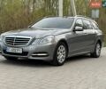 Серый Мерседес Е-Класс, объемом двигателя 2.15 л и пробегом 240 тыс. км за 11700 $, фото 2 на Automoto.ua