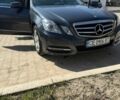 Серый Мерседес Е-Класс, объемом двигателя 2.2 л и пробегом 310 тыс. км за 10800 $, фото 5 на Automoto.ua