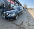 Серый Мерседес Е-Класс, объемом двигателя 2.2 л и пробегом 310 тыс. км за 10800 $, фото 1 на Automoto.ua