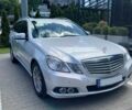 Серый Мерседес Е-Класс, объемом двигателя 2.1 л и пробегом 252 тыс. км за 11057 $, фото 3 на Automoto.ua
