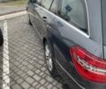 Сірий Мерседес Е-Клас, об'ємом двигуна 2.1 л та пробігом 350 тис. км за 11900 $, фото 3 на Automoto.ua