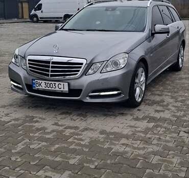 Серый Мерседес Е-Класс, объемом двигателя 2.1 л и пробегом 350 тыс. км за 12200 $, фото 2 на Automoto.ua