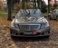 Серый Мерседес Е-Класс, объемом двигателя 3 л и пробегом 350 тыс. км за 10990 $, фото 1 на Automoto.ua