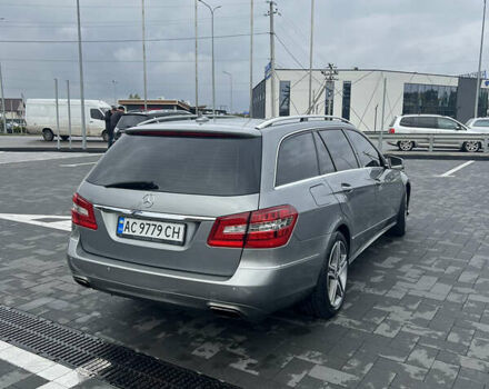 Серый Мерседес Е-Класс, объемом двигателя 2.2 л и пробегом 355 тыс. км за 12499 $, фото 8 на Automoto.ua