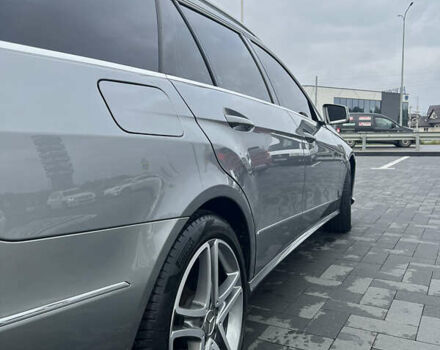 Серый Мерседес Е-Класс, объемом двигателя 2.2 л и пробегом 355 тыс. км за 12499 $, фото 10 на Automoto.ua