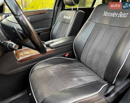 Серый Мерседес Е-Класс, объемом двигателя 3 л и пробегом 350 тыс. км за 10990 $, фото 18 на Automoto.ua