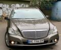 Мерседес Е-Класс 2011 в Киеве на Automoto.ua Серый Мерседес Е-Класс, объемом двигателя 3 л и пробегом 355 тыс. км за 10800 $, фото 1 на Automoto.ua