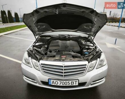 Серый Мерседес Е-Класс, объемом двигателя 2.14 л и пробегом 318 тыс. км за 13800 $, фото 16 на Automoto.ua