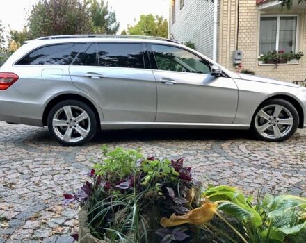 Серый Мерседес Е-Класс, объемом двигателя 2.2 л и пробегом 315 тыс. км за 12900 $, фото 20 на Automoto.ua