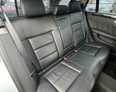 Серый Мерседес Е-Класс, объемом двигателя 2.14 л и пробегом 319 тыс. км за 14999 $, фото 28 на Automoto.ua