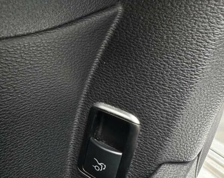 Серый Мерседес Е-Класс, объемом двигателя 2.14 л и пробегом 319 тыс. км за 14999 $, фото 26 на Automoto.ua