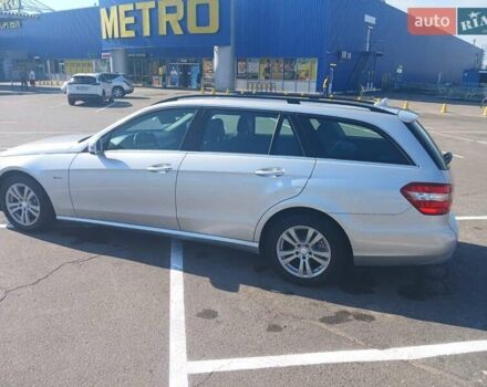 Мерседес Е-Класс 2012 в Виннице на Automoto.ua Серый Мерседес Е-Класс, объемом двигателя 2.14 л и пробегом 327 тыс. км за 10500 $, фото 7 на Automoto.ua