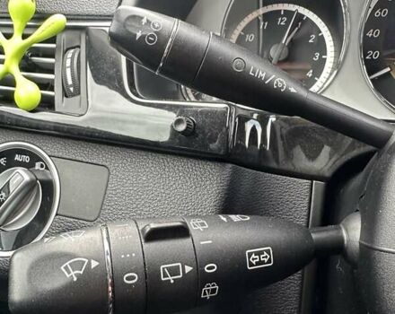 Серый Мерседес Е-Класс, объемом двигателя 2.14 л и пробегом 319 тыс. км за 14999 $, фото 44 на Automoto.ua