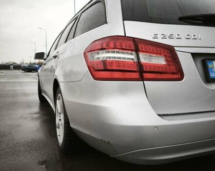 Серый Мерседес Е-Класс, объемом двигателя 2.14 л и пробегом 318 тыс. км за 13800 $, фото 4 на Automoto.ua