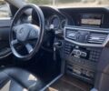 Сірий Мерседес Е-Клас, об'ємом двигуна 2.1 л та пробігом 237 тис. км за 12500 $, фото 9 на Automoto.ua