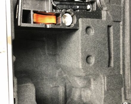 Серый Мерседес Е-Класс, объемом двигателя 2.2 л и пробегом 315 тыс. км за 12900 $, фото 18 на Automoto.ua