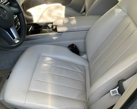 Серый Мерседес Е-Класс, объемом двигателя 2.1 л и пробегом 260 тыс. км за 18300 $, фото 8 на Automoto.ua