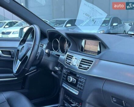 Мерседес Е-Класс 2013 в Львове на Automoto.ua Серый Мерседес Е-Класс, объемом двигателя 2.1 л и пробегом 198 тыс. км за 18590 $, фото 11 на Automoto.ua
