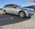 Сірий Мерседес Е-Клас, об'ємом двигуна 2.2 л та пробігом 320 тис. км за 11500 $, фото 2 на Automoto.ua