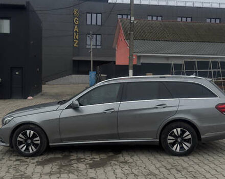 Серый Мерседес Е-Класс, объемом двигателя 3 л и пробегом 300 тыс. км за 19900 $, фото 1 на Automoto.ua