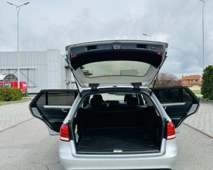 Серый Мерседес Е-Класс, объемом двигателя 2.1 л и пробегом 286 тыс. км за 14500 $, фото 6 на Automoto.ua