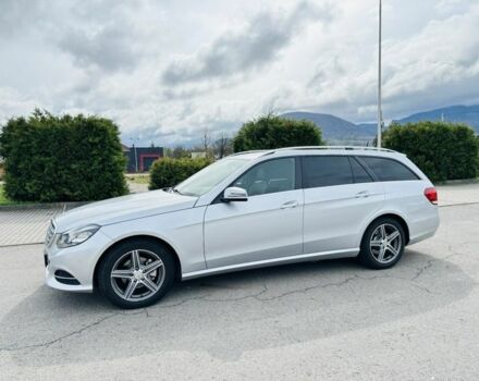 Серый Мерседес Е-Класс, объемом двигателя 2.1 л и пробегом 286 тыс. км за 14500 $, фото 2 на Automoto.ua