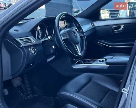Мерседес Е-Класс 2013 в Львове на Automoto.ua Серый Мерседес Е-Класс, объемом двигателя 2.1 л и пробегом 198 тыс. км за 18590 $, фото 40 на Automoto.ua